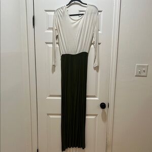 Hazel & Olive Two-Tone Maxi Dress